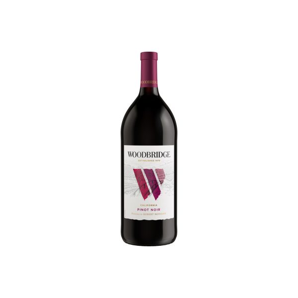 Woodbridge Pinot Noir 1.5L